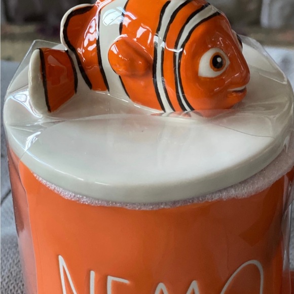 Rae Dunn Disney Pixar Finding Nemo Mug - Picture 3 of 10